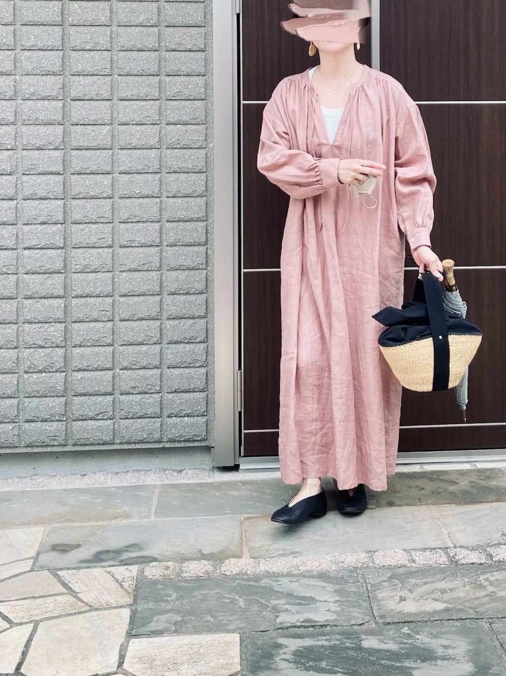 「大人女子、春カラースタイル、オーバーサイズ、ワンピース」｜「sazanamilinenのアイテム（ワンピース、ピンク系）」を使った、na.さん（レディース・160cm）の春コーディネートの1枚目の写真
