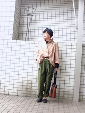 「ヘアバンド」｜「アイテム（スリッポン）」を使った、まゆさん（レディース・167cm）の春コーディネート