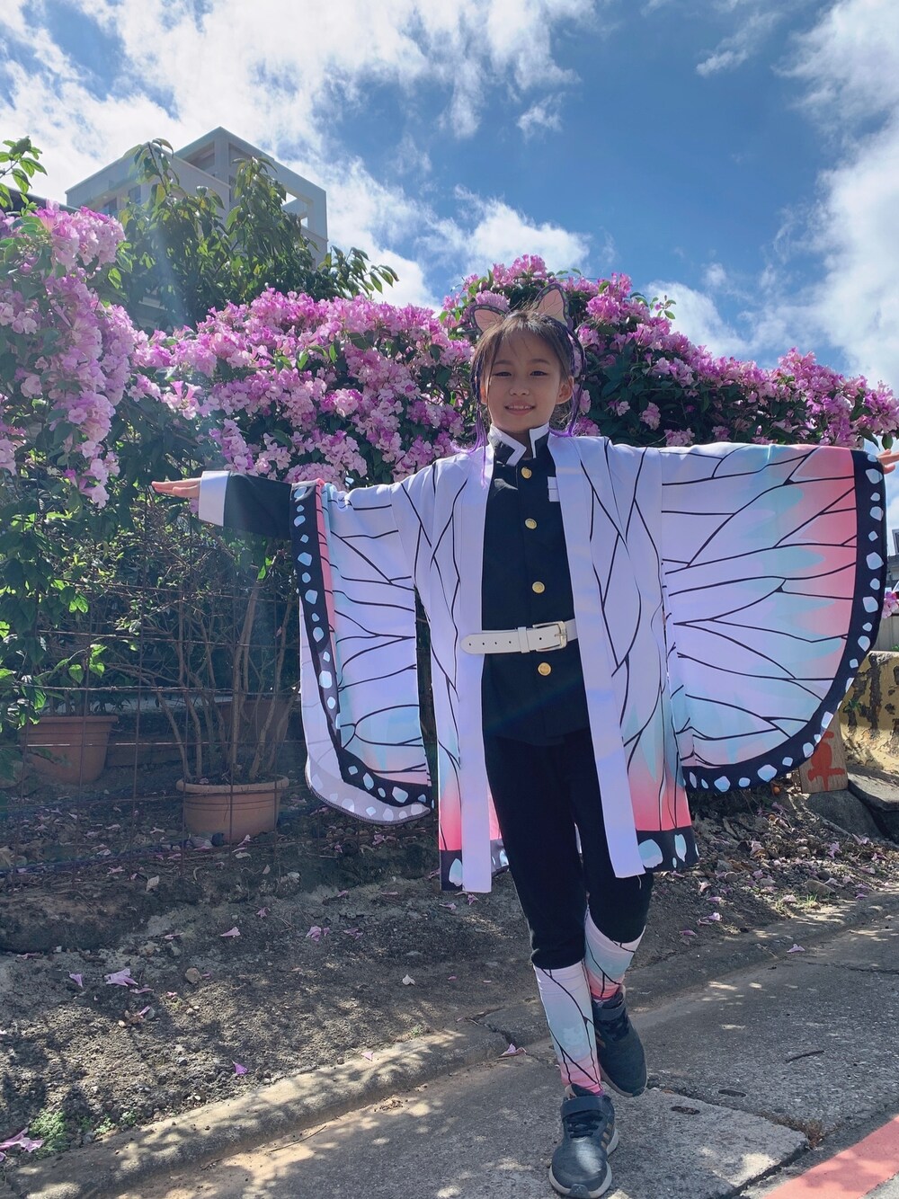 「cosplayのアイテム（トップス、ブラック系）」を使った、liting1111hさん（レディース・158cm）の秋コーディネートの1枚目の写真