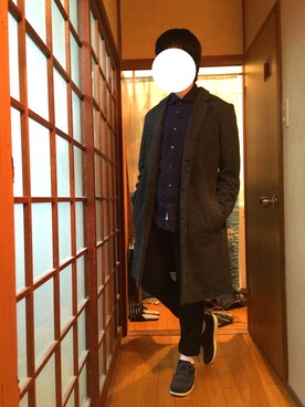 「雨」｜「アイテム（チェスターコート）」を使った、あっちゃんさん（メンズ・169cm）の冬コーディネート