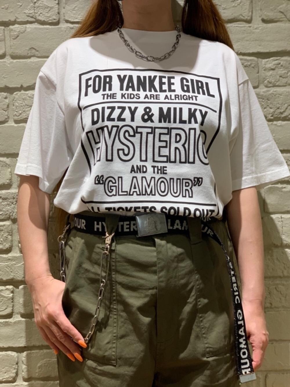 「ヒステリックグラマー、ストリートコーデ、HYSTERIC GLAMOUR」｜「HYSTERIC GLAMOURのYANKEE GIRL Tシャツ（Tシャツ/カットソー、ホワイト系）」を使った、45さん（レディース・148cm）の夏コーディネートの1枚目の写真