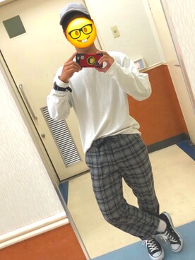 「Champion（チャンピオン）のアイテム（Tシャツ/カットソー、ホワイト系）」を使った、はるま🕶🙈さん（メンズ・170cm）の秋コーディネート