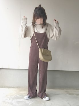 「Kastane（カスタネ）のアイテム（オールインワン・サロペット）」を使った、えだ( ¨̮ )さん（レディース・156cm）の冬コーディネート