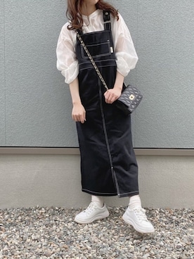 ジャンパースカートを使った 白シャツ のレディース人気ファッションコーディネート ユーザー Wearista Wear