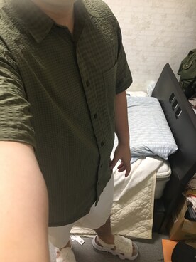 「カーキ×ホワイト」｜「アイテム（サンダル）」を使った、りゅうたさん（メンズ・160cm）の夏コーディネート