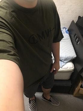 「アイテム（スリッポン）」を使った、りゅうたさん（メンズ・160cm・20代）の秋コーディネート
