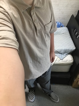 「アイテム（スリッポン）」を使った、りゅうたさん（メンズ・160cm・20代）の秋コーディネート