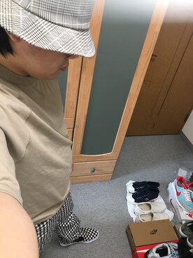 「アイテム（スリッポン）」を使った、りゅうたさん（メンズ・160cm・20代）の秋コーディネート