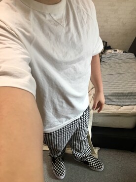 「アイテム（スリッポン）」を使った、りゅうたさん（メンズ・160cm・20代）の秋コーディネート