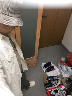 「アイテム（スリッポン）」を使った、りゅうたさん（メンズ・160cm・20代）の秋コーディネート