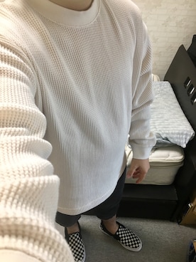 「アイテム（スリッポン）」を使った、りゅうたさん（メンズ・160cm・20代）の秋コーディネート