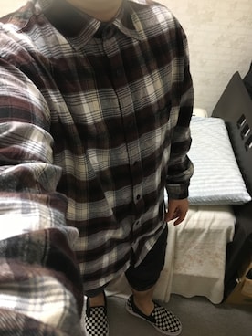 「アイテム（スリッポン）」を使った、りゅうたさん（メンズ・160cm・20代）の秋コーディネート