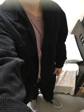 「アイテム（スリッポン）」を使った、りゅうたさん（メンズ・160cm・20代）の秋コーディネート