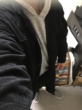 「アイテム（スリッポン）」を使った、りゅうたさん（メンズ・160cm・20代）の秋コーディネート