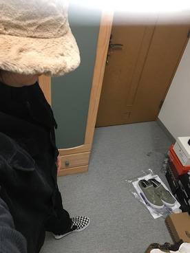 「アイテム（スリッポン）」を使った、りゅうたさん（メンズ・160cm・20代）の秋コーディネート