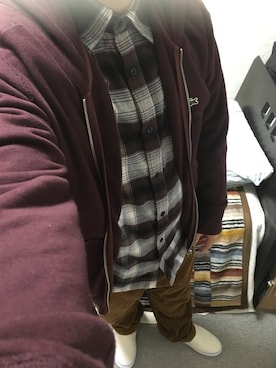「アイテム（スリッポン）」を使った、りゅうたさん（メンズ・160cm・20代）の秋コーディネート