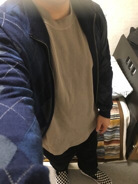 「アイテム（スリッポン）」を使った、りゅうたさん（メンズ・160cm・20代）の秋コーディネート