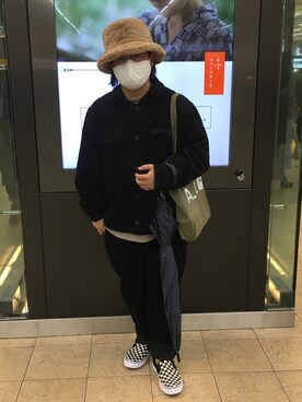 「アイテム（スリッポン）」を使った、りゅうたさん（メンズ・160cm・20代）の秋コーディネート