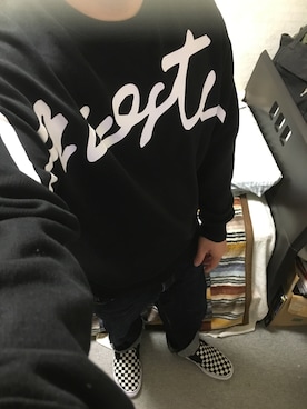「アイテム（スリッポン）」を使った、りゅうたさん（メンズ・160cm・20代）の秋コーディネート