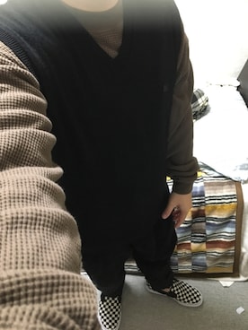 「アイテム（スリッポン）」を使った、りゅうたさん（メンズ・160cm・20代）の秋コーディネート