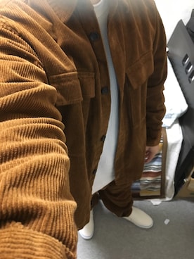 「アイテム（スリッポン）」を使った、りゅうたさん（メンズ・160cm・20代）の秋コーディネート
