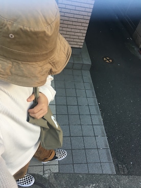 「アイテム（スリッポン）」を使った、りゅうたさん（メンズ・160cm・20代）の秋コーディネート