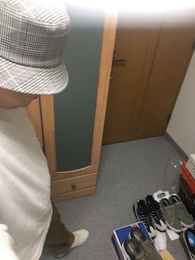 「アイテム（スリッポン）」を使った、りゅうたさん（メンズ・160cm・20代）の秋コーディネート