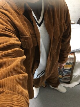 「アイテム（スリッポン）」を使った、りゅうたさん（メンズ・160cm・20代）の秋コーディネート
