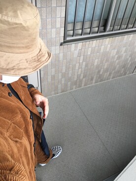「アイテム（スリッポン）」を使った、りゅうたさん（メンズ・158cm・20代）の秋コーディネート