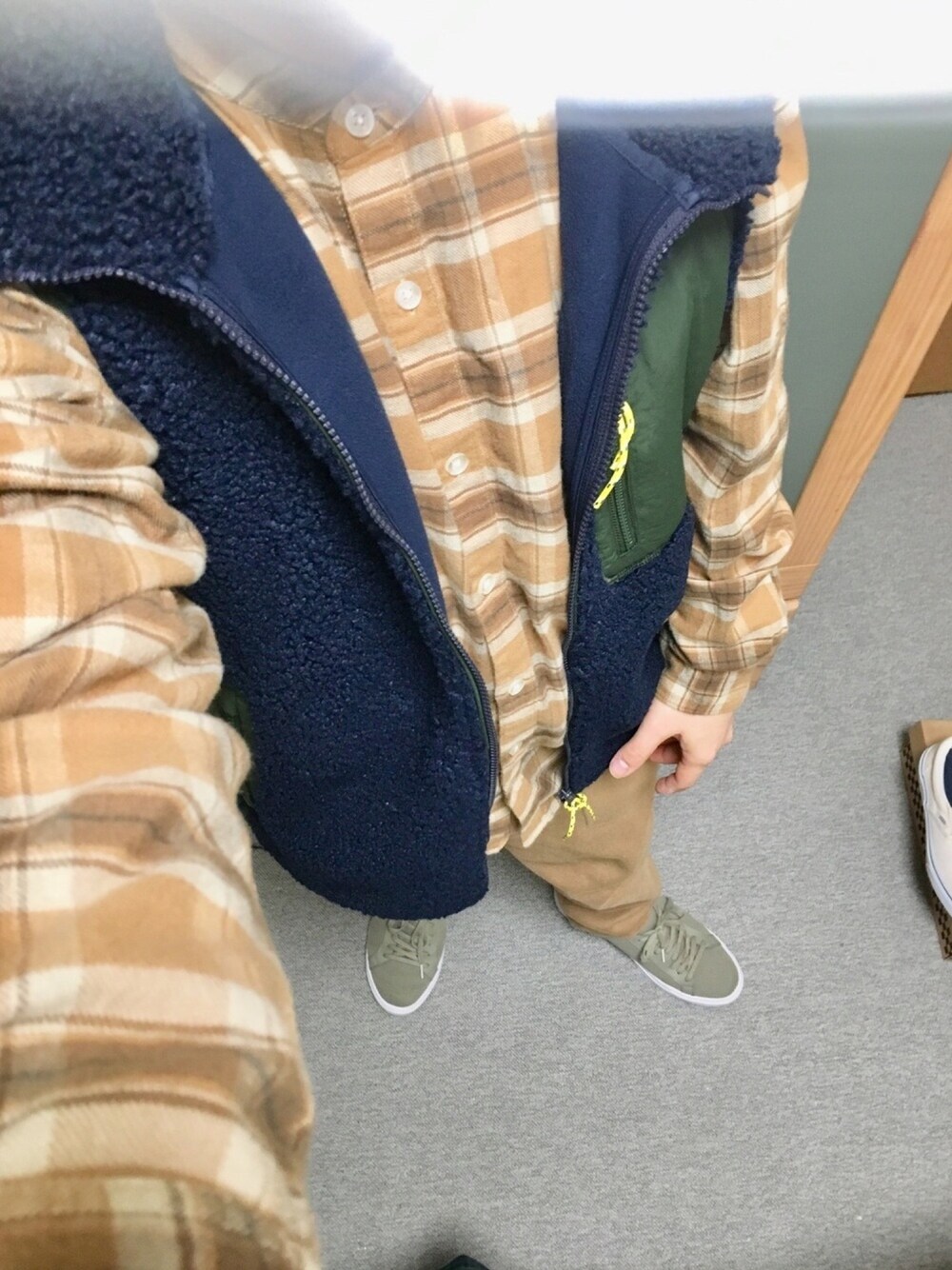 キャンプに‼️ 防風ボアフリースベスト ユニクロ×JW ANDERSON J.W.ANDERSON - キャンプに‼️ 防風ボアフリースベスト ユニクロ×JW