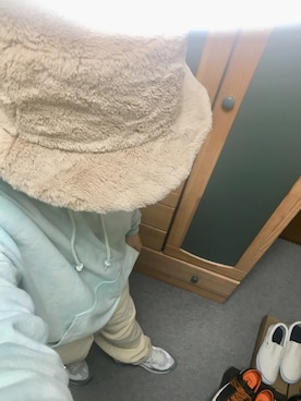 「アイテム（パーカー、グリーン系）」を使った、りゅうたさん（メンズ・158cm）の春コーディネート