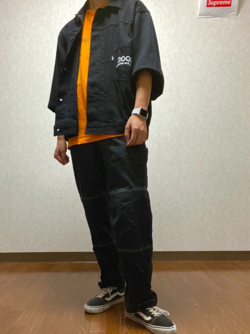 「夏コーデ、お洒落さんとつながりたい、スニーカーコーデ、ブラックコーデ、ワイドパンツ、GUコーデ、Junred、VANS」｜「GUのアイテム（デニムジャケット、ブラック系）」を使った、コーンフレークの里さん（メンズ・172cm）の夏コーディネートの1枚目の写真