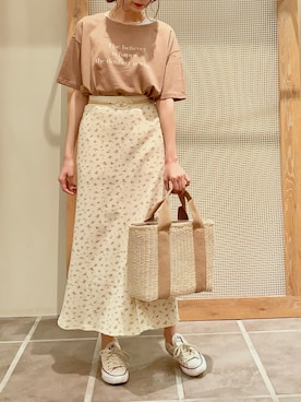 「アイテム（その他、ホワイト系）」を使った、mikaさん（レディース・165cm）の夏コーディネート