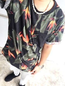 「hawaii」｜「アイテム（アクセサリー）」を使った、xkxaxzxuxyxaxさん（メンズ・165cm）の夏コーディネート