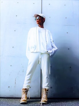 「WHITELAND（ホワイトランド）のアイテム（MA-1）」を使った、TETUさん（メンズ・174cm）の秋コーディネート