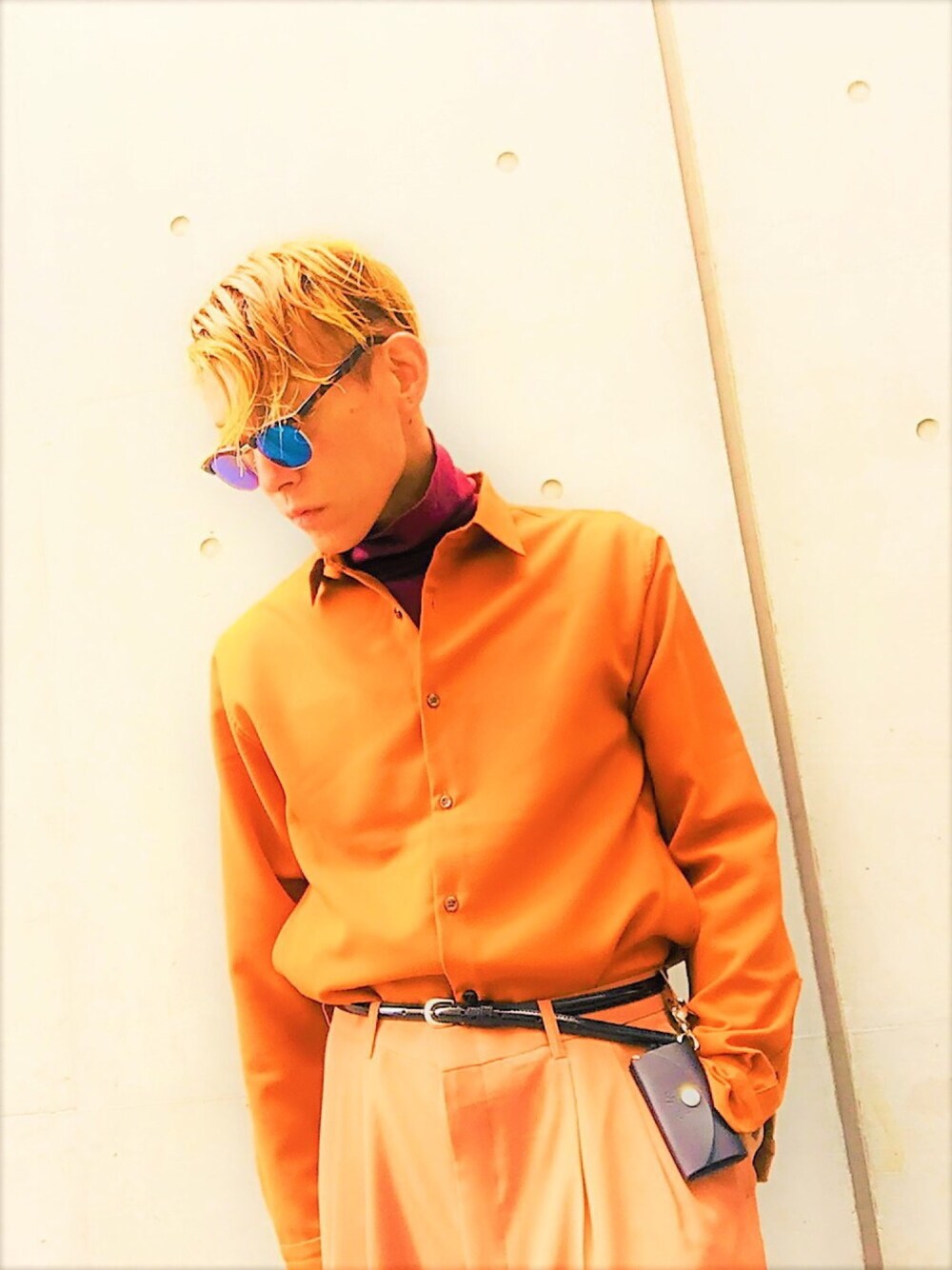 「シャツスタイル、STUDIOUS、NUMBER (N)INE、オレンジ、タートルネック、ワイドパンツ、タックイン、セットアップ、きれいめカジュアル、GU」｜「NUMBER (N)INEの【NUMBER (N)INE】≪STUDIOUS限定≫別注ウールライクリラクションストレッチシャツ（シャツ/ブラウス、オレンジ系）」を使った、TETUさん（メンズ・174cm）の冬コーディネートの1枚目の写真