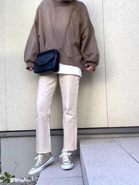 「chanel」｜「アイテム（スウェット）」を使った、Chii♡さん（レディース・162cm）の冬コーディネート
