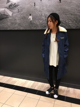 「AVIREX（アヴィレックス）のアイテム（ステンカラーコート）」を使った、Hitomiさん（レディース・161cm）の秋コーディネート