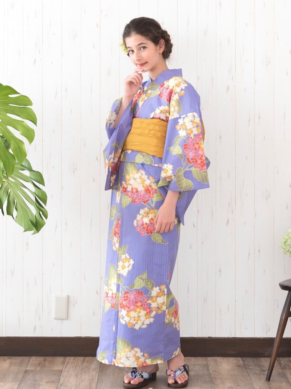 「浴衣、和装、花火大会、夏祭り、ゆかた、浴衣子供、浴衣女子、浴衣コーデ、KYOETSU、浴衣祭り」｜「KYOETSUの「KYOETSU/キョウエツ」浴衣セット ジュニア レトロ 変わり織 3点セット(浴衣、作り帯、下駄) C（浴衣、パープル系）」を使った、KYOETSUさん（キッズ・153cm）の夏コーディネートの1枚目の写真