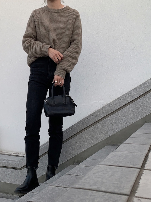 via j あぜラグランクルーネックニット　モカ CANAL JEAN via j ウール混あぜラグランクルーネックニット - メルカリ