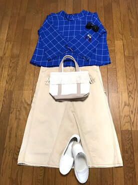 「Handmade（ハンドメイド）のアイテム（ピアス（両耳用）、レッド系）」を使った、なってぃさん（レディース・163cm）の夏コーディネート