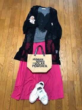 「Bou Jeloud（ブージュルード）のアイテム（Tシャツ/カットソー、グレー系）」を使った、なってぃさん（レディース・163cm）の夏コーディネート