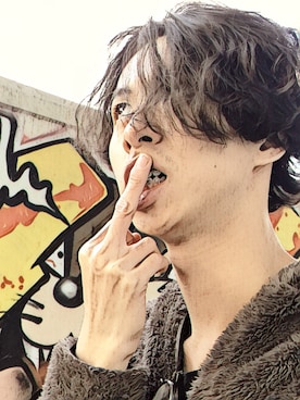 「Champion（チャンピオン）のアイテム（ダウンジャケット/コート）」を使った、弥雅嗶さん（メンズ・186cm）の冬コーディネート