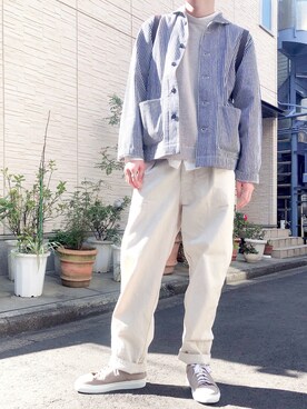 「白」｜「アイテム（カバーオール）」を使った、ToSHiさん（メンズ・178cm）の冬コーディネート