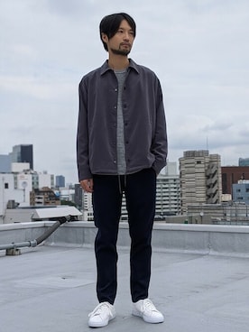 「NANO universe（ナノユニバース）のアイテム（スニーカー）」を使った、nano・universe men’s STAFFさん（メンズ・174cm）の秋コーディネート