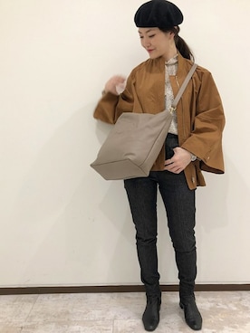 ear_PAPILLONNERさんのコーディネート