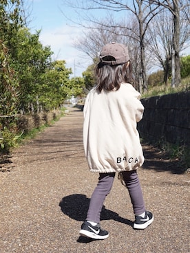 「ジップアップパーカー」｜「アイテム（その他）」を使った、kotoさん（キッズ・100cm）の春コーディネート