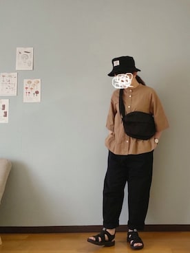 「ノーカラーシャツ」｜「アイテム（アナログ腕時計）」を使った、はぐさん（レディース・146cm）の夏コーディネート