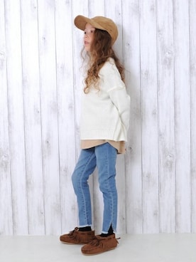 「アイテム（ニット/セーター）」を使った、LACEEQさん（キッズ・125cm）の秋コーディネート