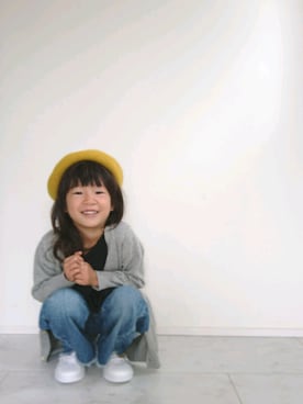「GLOBAL WORK（グローバルワーク）のアイテム（カーディガン/ボレロ、グレー系）」を使った、nikaさん（キッズ・120cm）の秋コーディネート